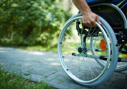 Pubblicati due avvisi per l’assistenza alle persone con disabilità grave prive del sostegno familiare